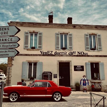 " Venez Dormir Chez Nous " #Condom#Gascogne#D'Artagnan#Armagnac#Le Bonheur Est Dans Le Gers Dış mekan fotoğraf