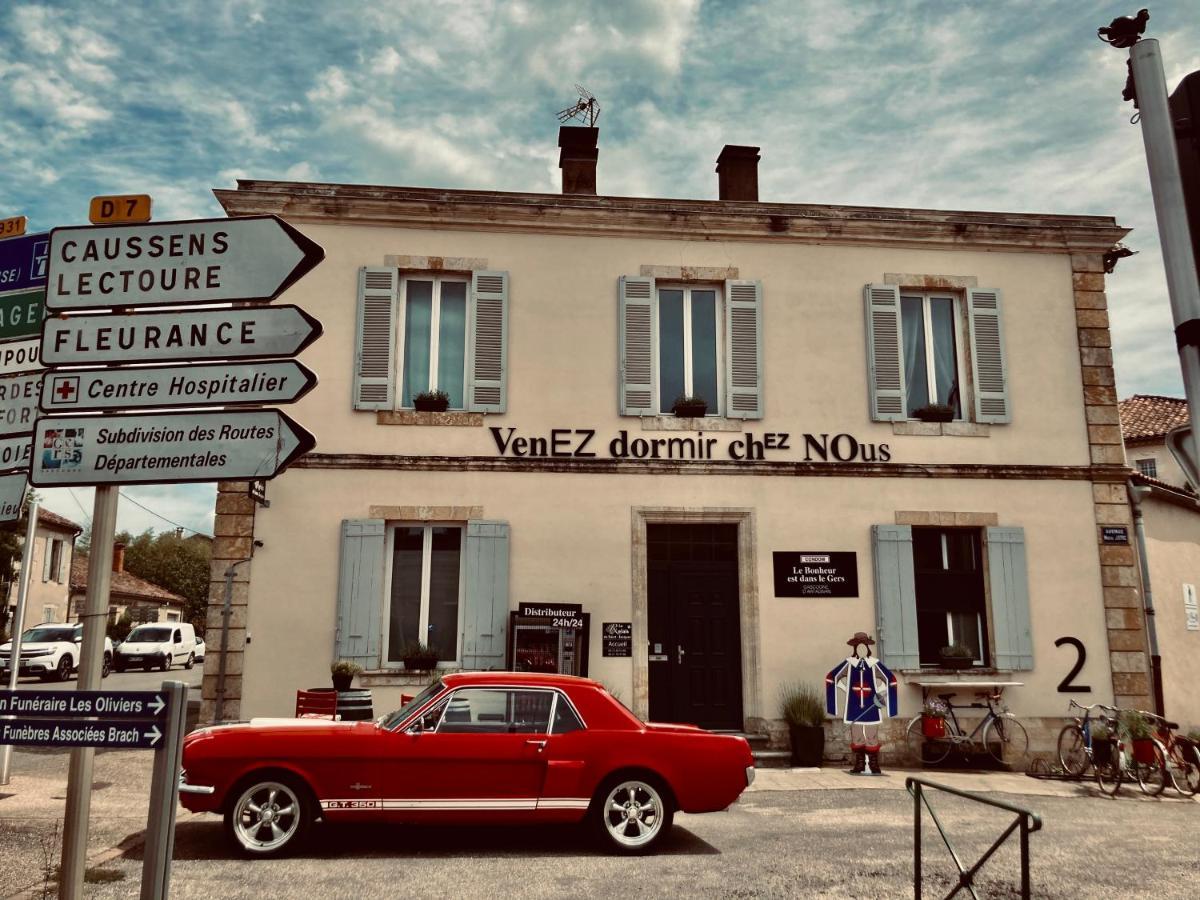 " Venez Dormir Chez Nous " #Condom#Gascogne#D'Artagnan#Armagnac#Le Bonheur Est Dans Le Gers Dış mekan fotoğraf
